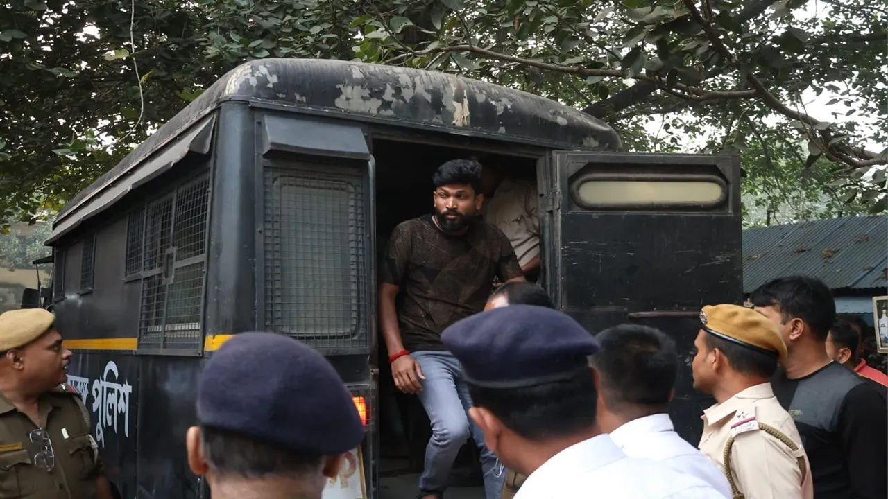 Bishnu Mal Murder Case: চুঁচুড়া ফাস্ট ট্র্যাক কোর্টের বিচারক শিবশঙ্কর ঘোষ এদিন বিশাল দাস-সহ সাতজনকে মৃত্যুদণ্ডে দণ্ডিত করেন