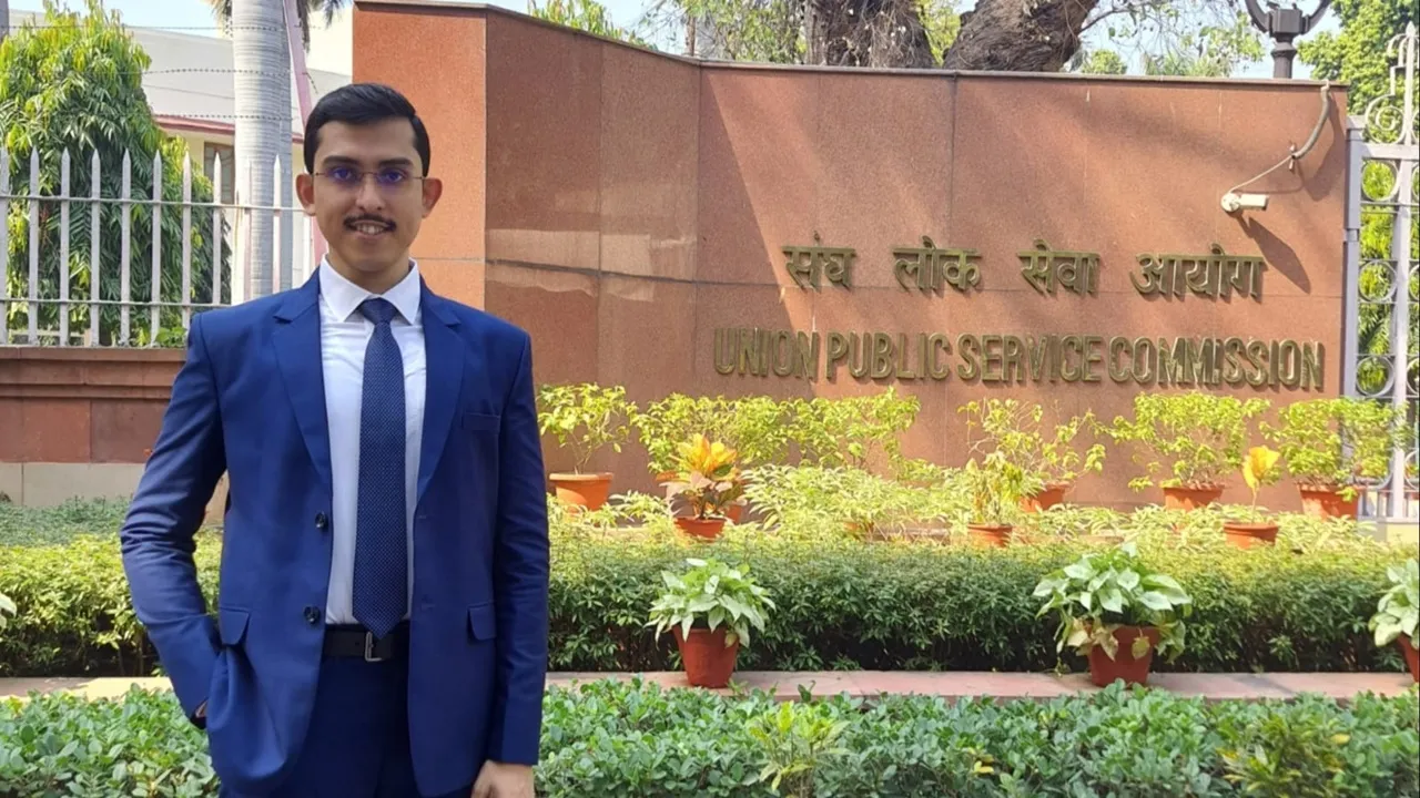 Debargha Chatterjee,Purba Bardhaman News,UPSC,West bengal News,দেবার্ঘ্য চ্যাটার্জি,ইউপিএসসি,পশ্চিমবঙ্গের খবর