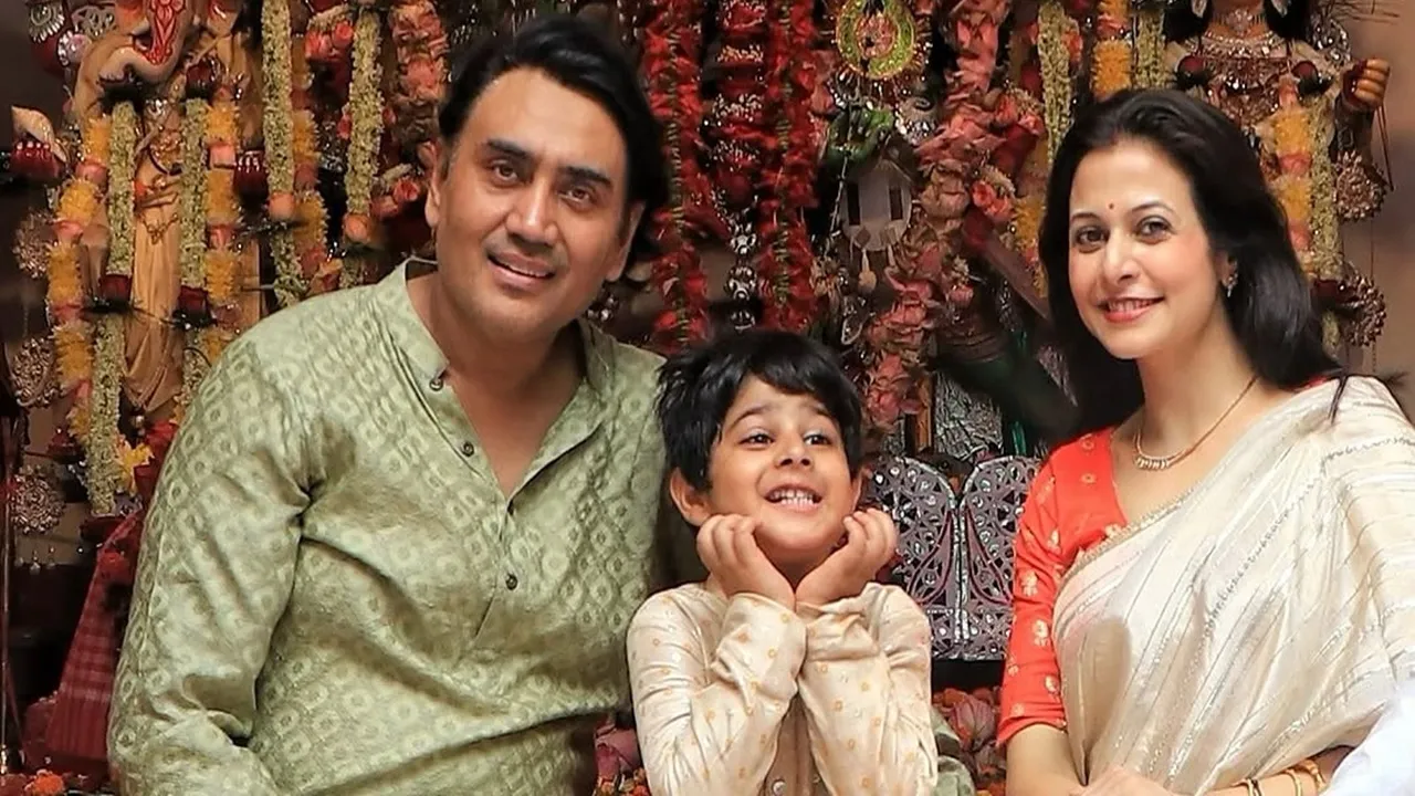 koel gave birth to A girl