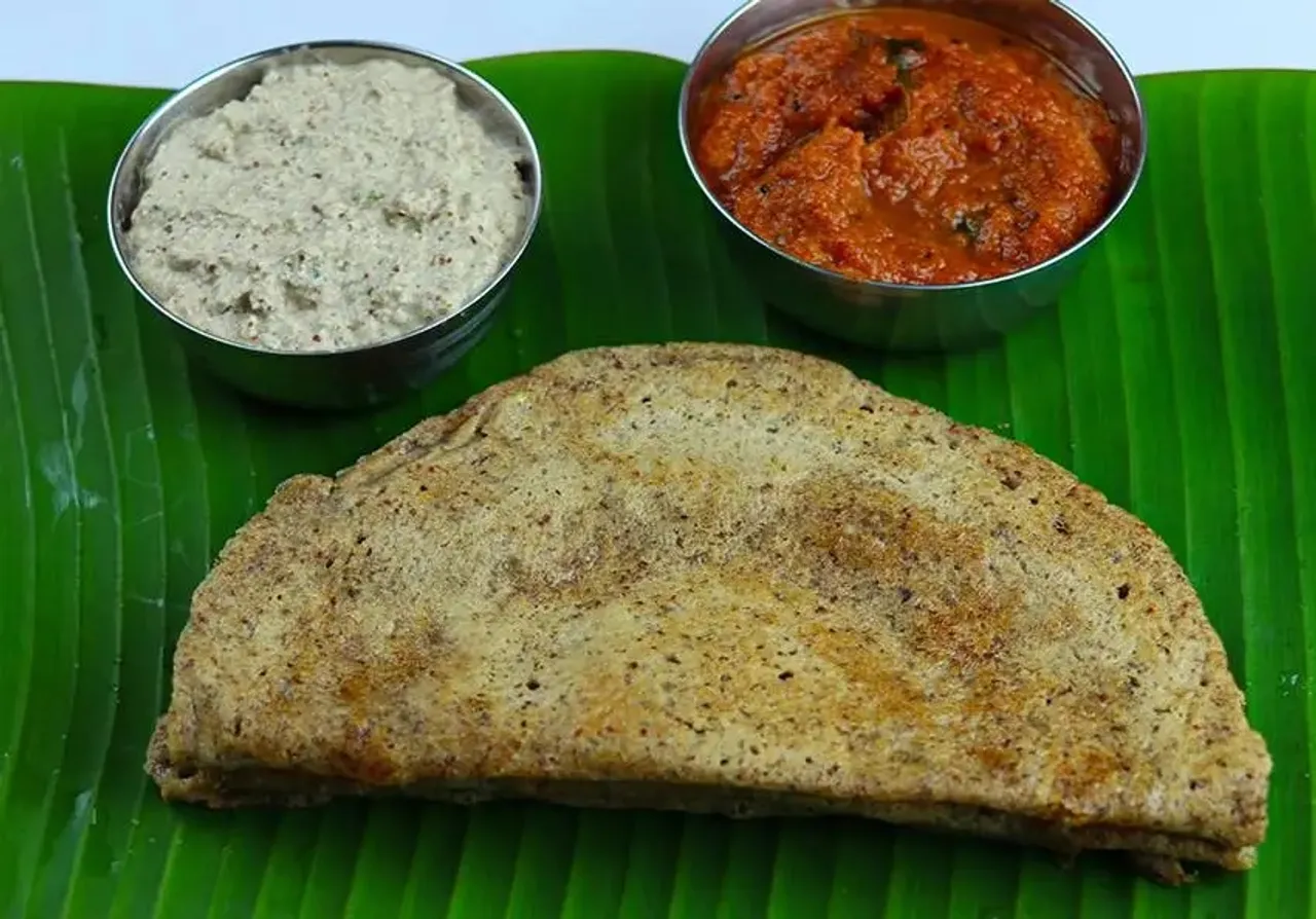 Banala Leaf: কলাপাতায় কেন খাওয়া হয়? এতে খেয়ে কি কোনও লাভ আছে?