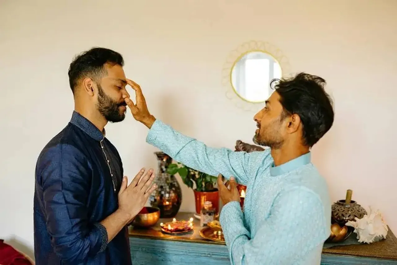 Scientific Reasons of Tilak: হিন্দু ধর্মে তিলকের একটি বিশেষ তাৎপর্য রয়েছে