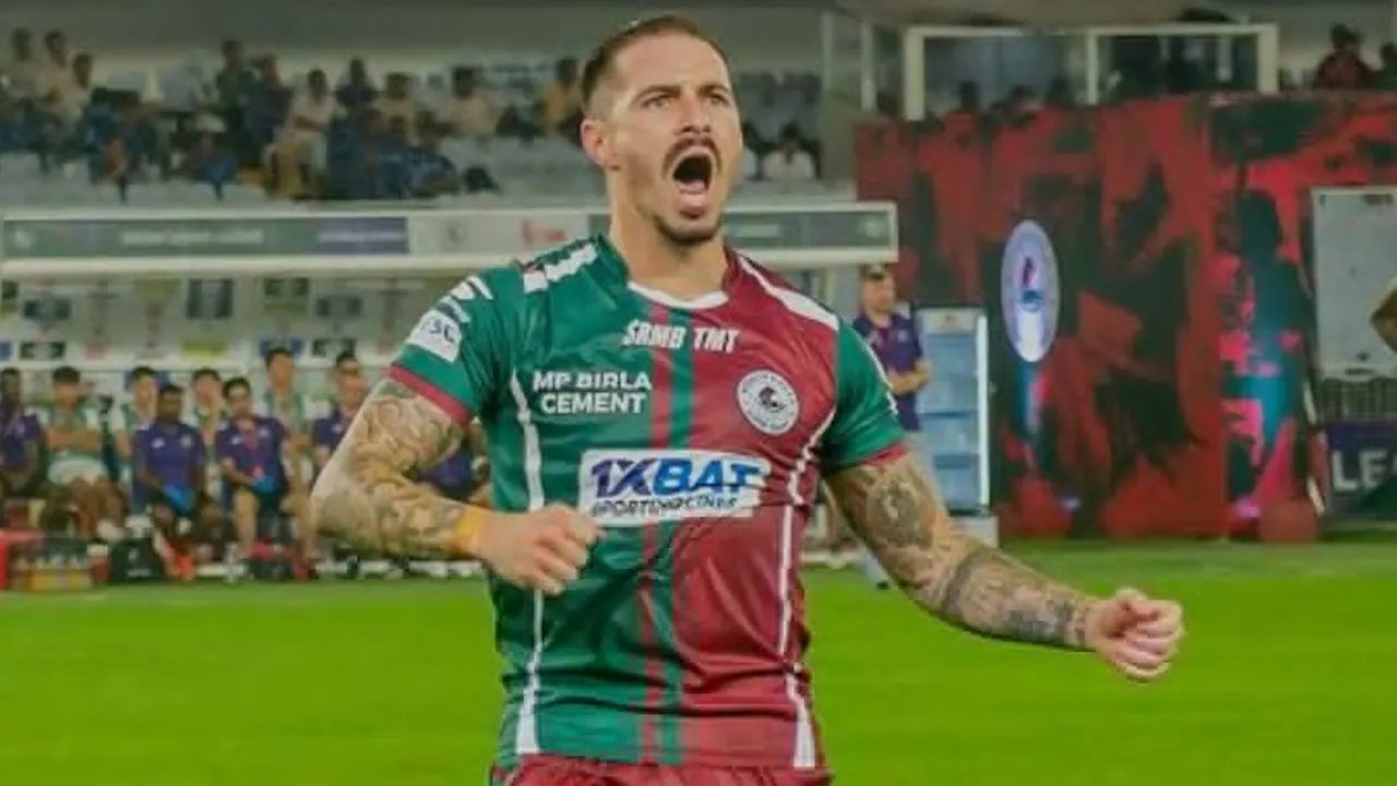 Jamie Maclaren: জেমি ম্যাকলারেন।