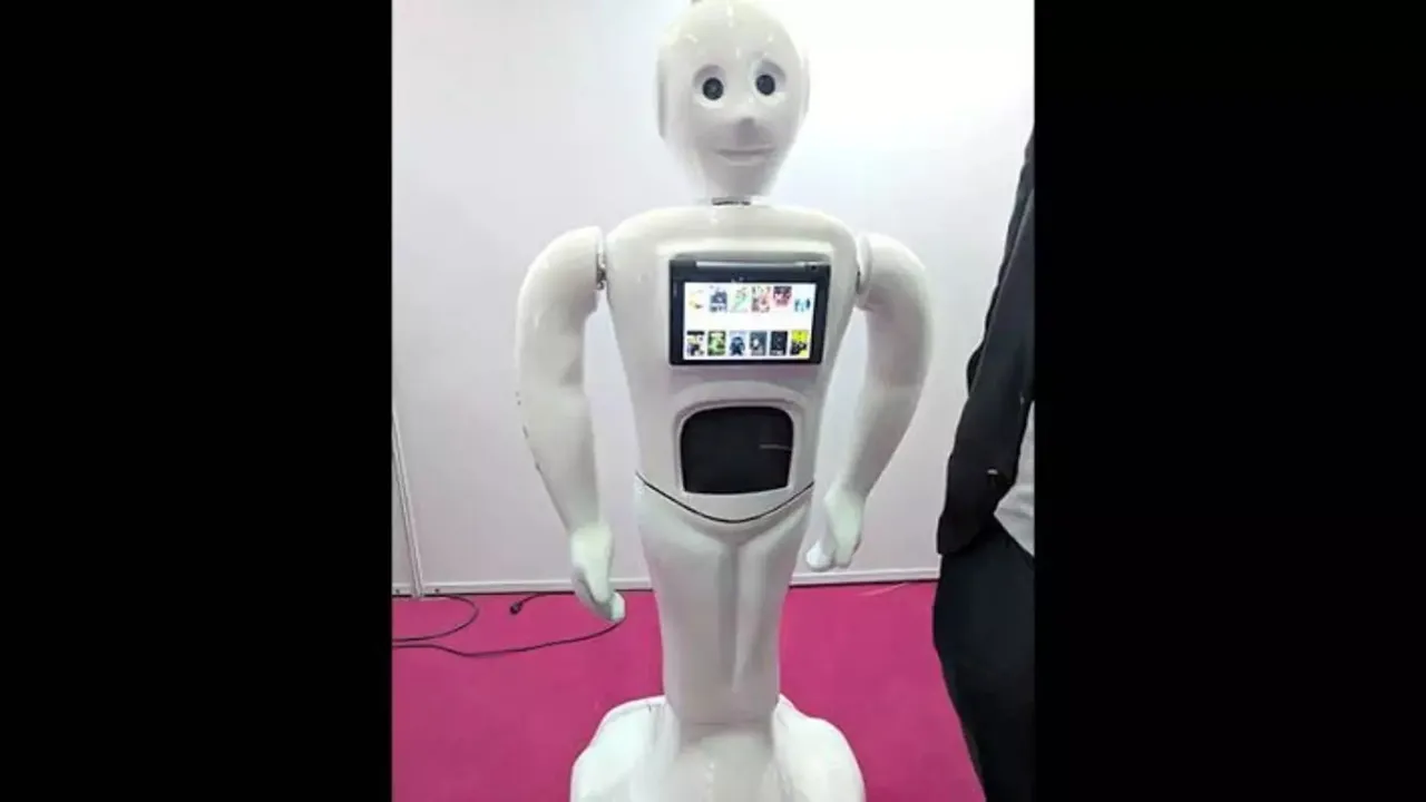 robots are making tea in maha kumbh