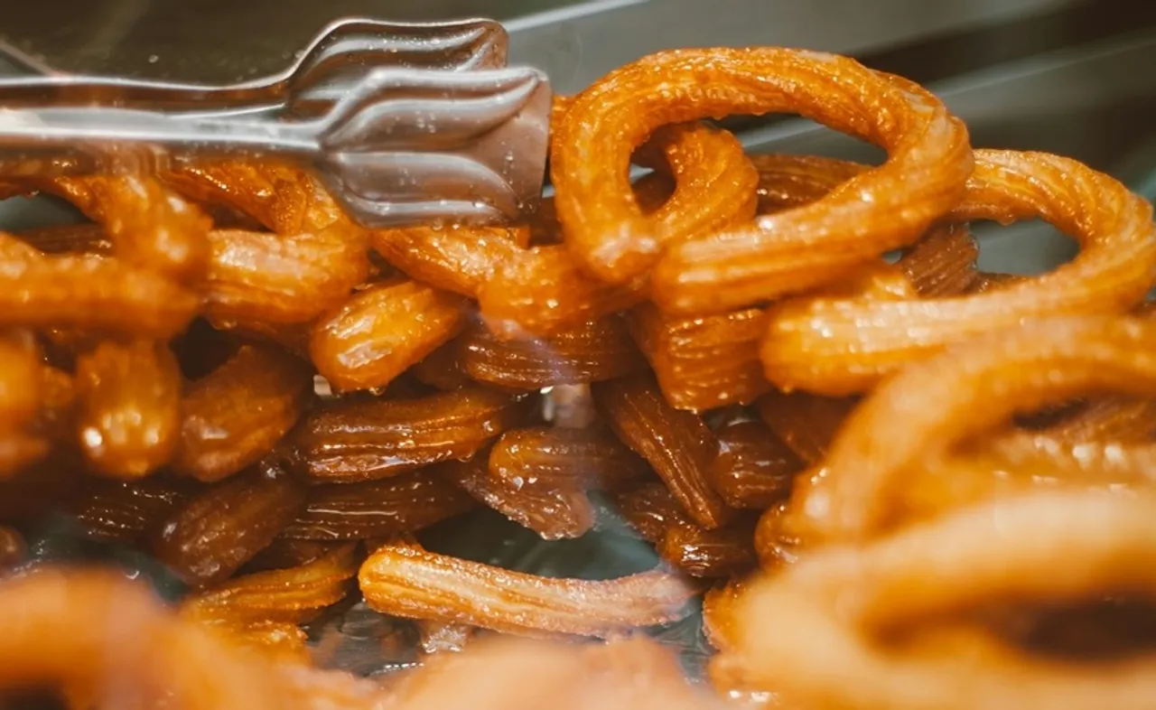 Jalebi Origin History: জিলিপিকে ভারতের জাতীয় মিষ্টি হিসাবে বিবেচনা করা হয়