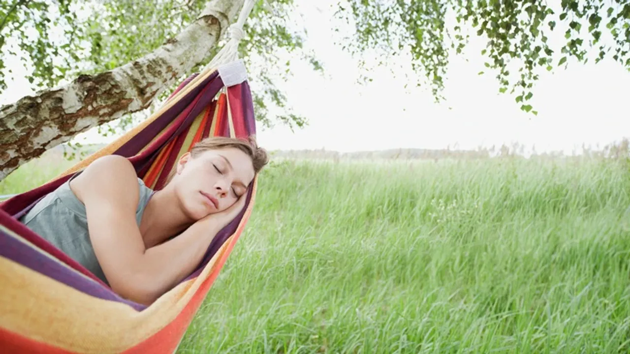 What is Sleep Tourism: আজকাল স্লিপ ট্যুরিজম ট্রেন্ডিং