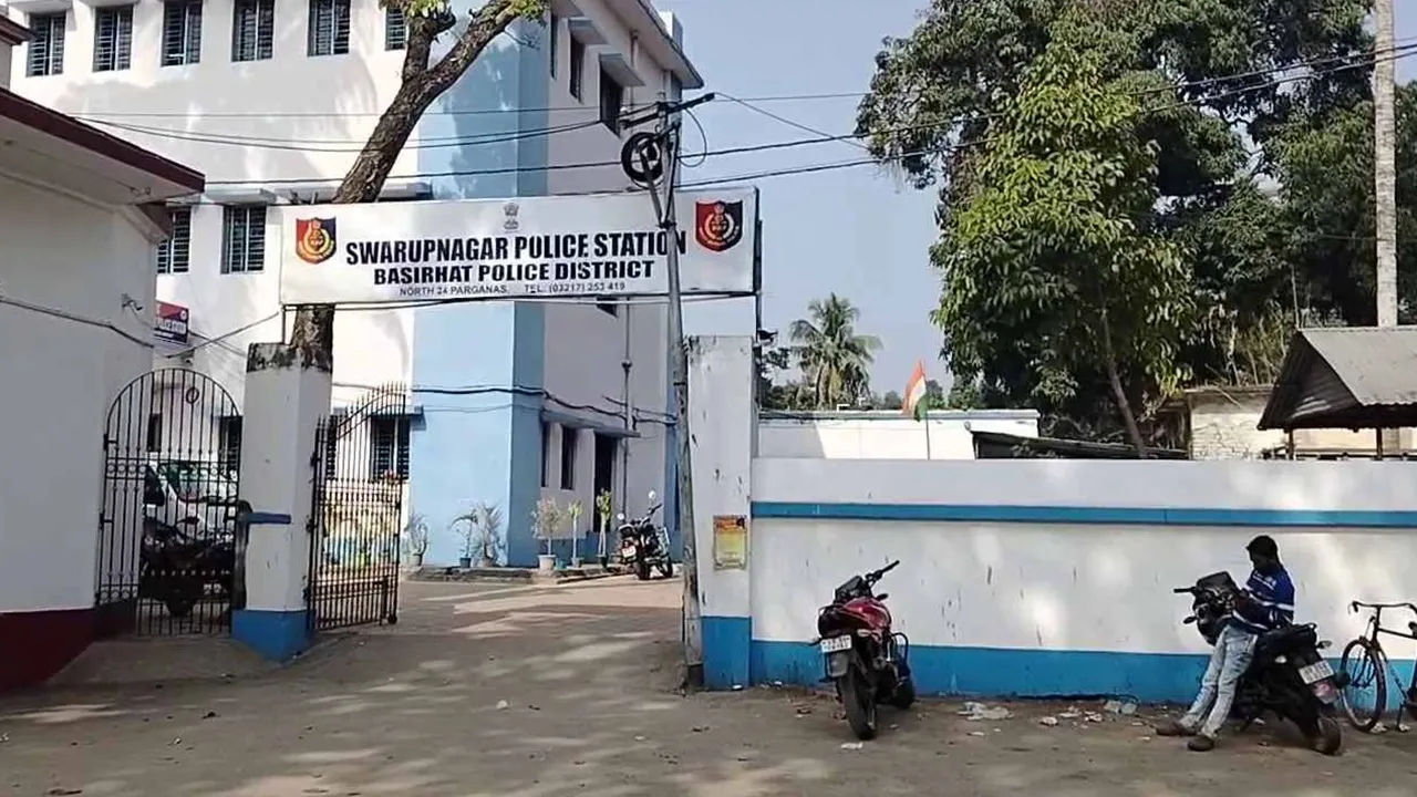 North 24 Parganas News,Basirhat News,Basirhat,murder,Swarupnagar news,উত্তর ২৪ পরগনা,স্বরূপনগর,স্ত্রীকে খুন করে ঝুলিয়ে দেওয়ার অভিযোগ স্বামীর বিরুদ্ধে