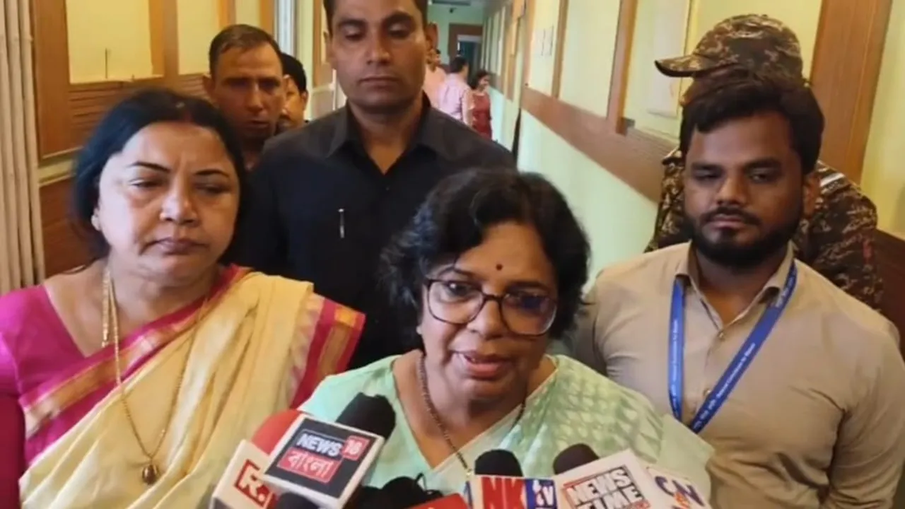 Murshidabad Violence,NCW in Bengal,মুর্শিদাবাদে ওয়াকফ অশান্তি, জাতীয় মহিলা কমিশনের দল মুর্শিদাবাদে