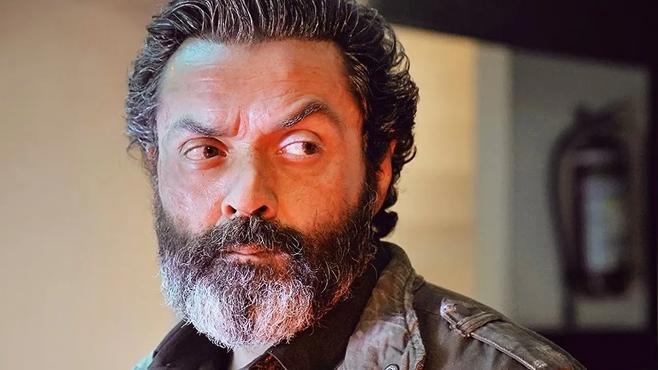 অতীতের কোন ঘটনা আজও কষ্ট দেয় বলিউডের এই জনপ্রিয় অভিনেতাকে?