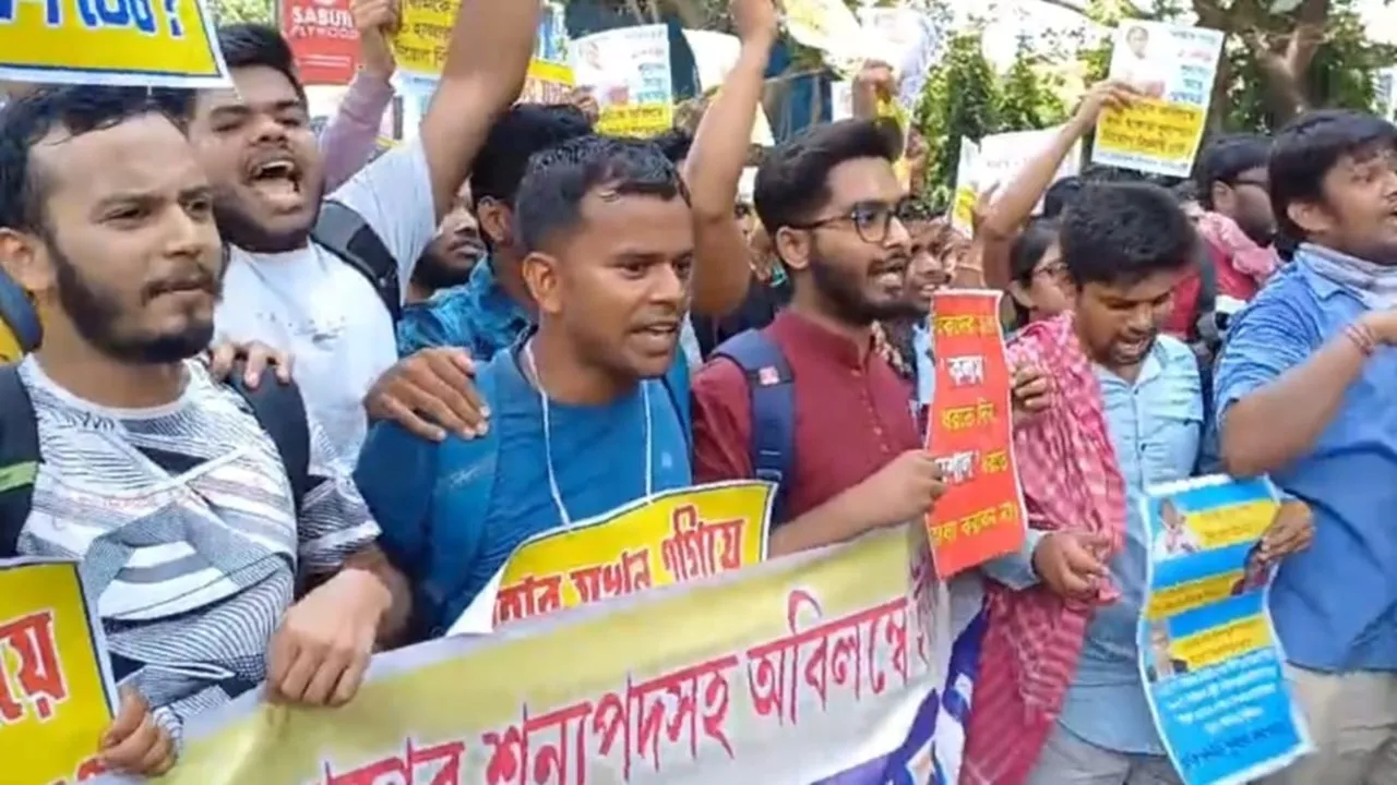 TET candidates protest,TET,salt lake news, West Bengal SSC recruitment,টেট পরীক্ষার্থীদের বিক্ষোভ,স্লটলেকের খবর