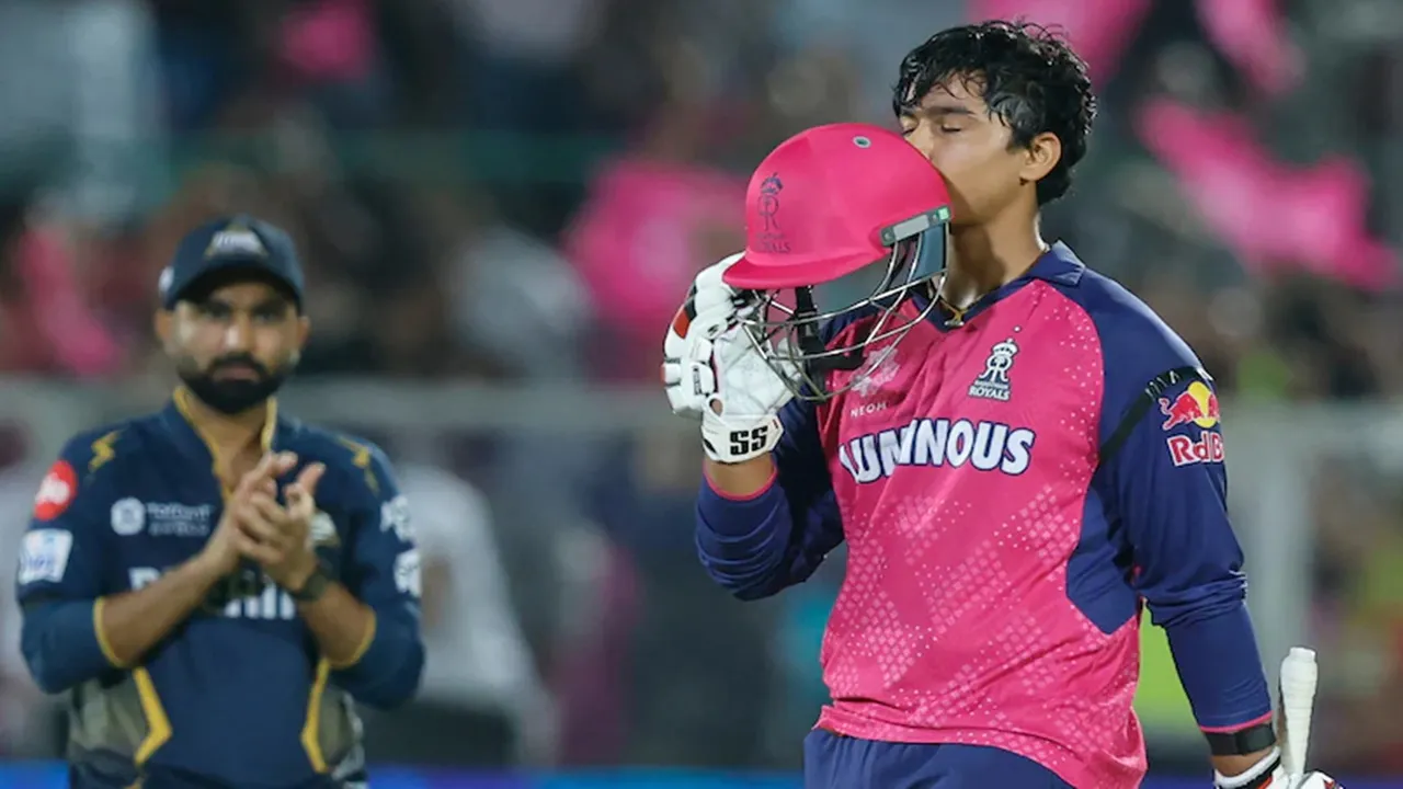 Vaibhav Suryavanshi century: ইতিহাস IPL-এ সেরার সেরা ব্যাটিং ১৪ বছরের বৈভব সূর্যবংশীর