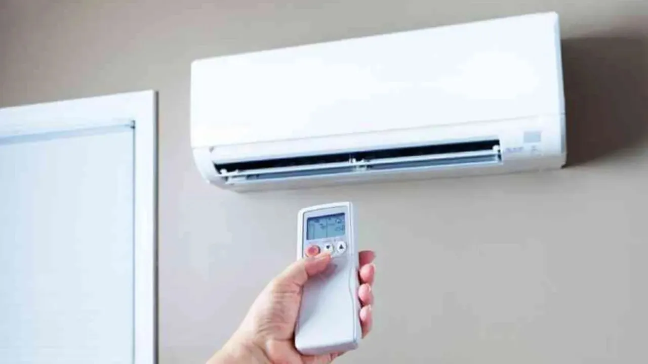 1.5 ton split ac on 50 percent discount:  Flipkart