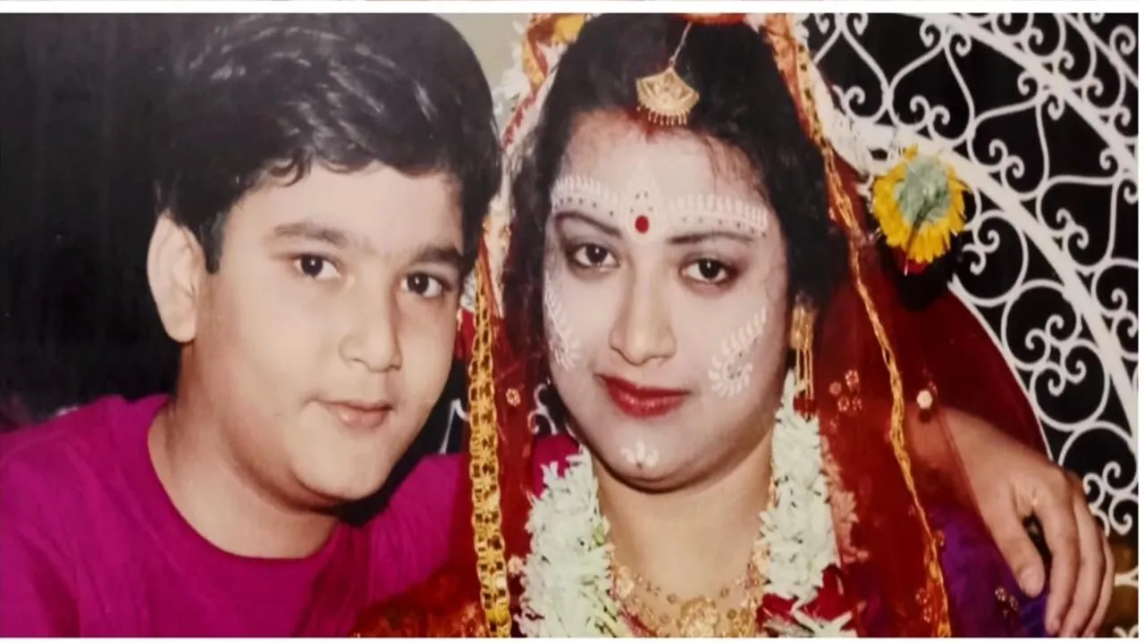কার মুখের সঙ্গে মিল পাচ্ছেন?