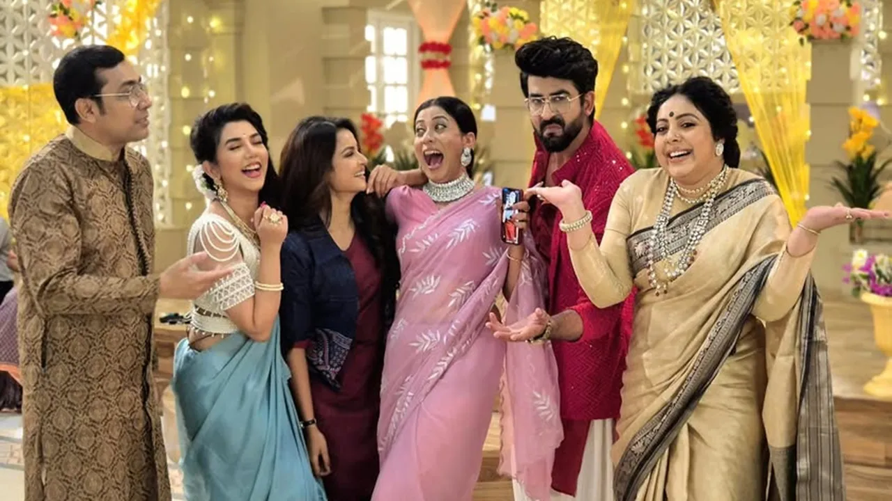 বুলেট সরোজিনী থেকে সরলেন শ্রীময়ী