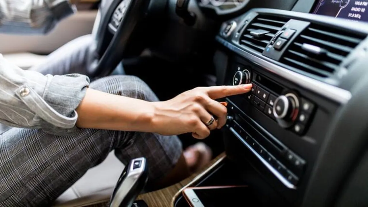 Keep Your Car Cool: গরমে গাড়িতে বসে ঘেমে যাওয়া আটকান।