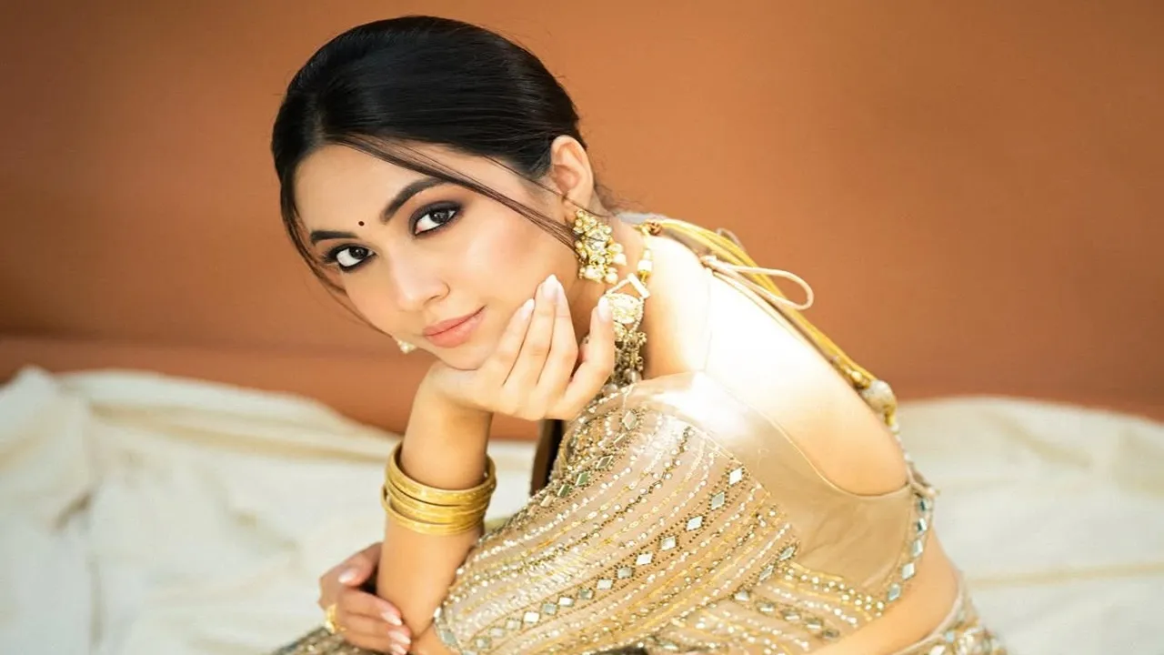 বিপদের মুখে অভিনেত্রী