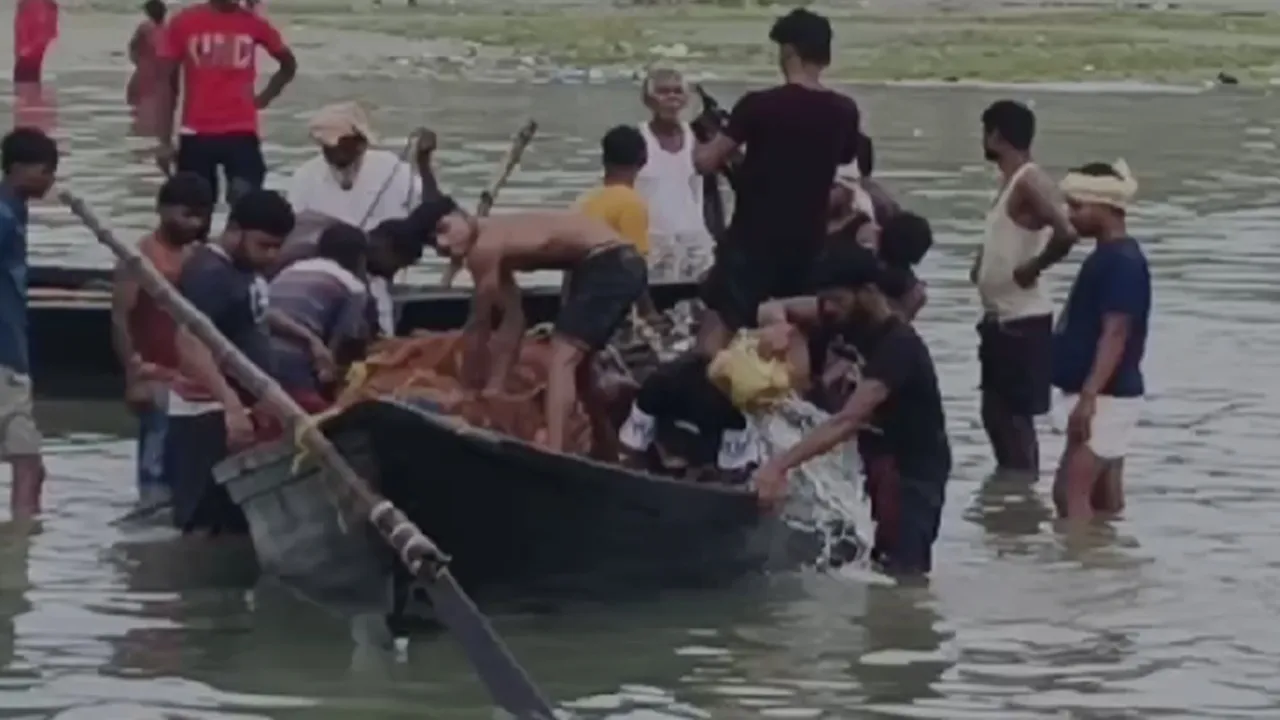 murshidabad-dhulian-boat-capsize