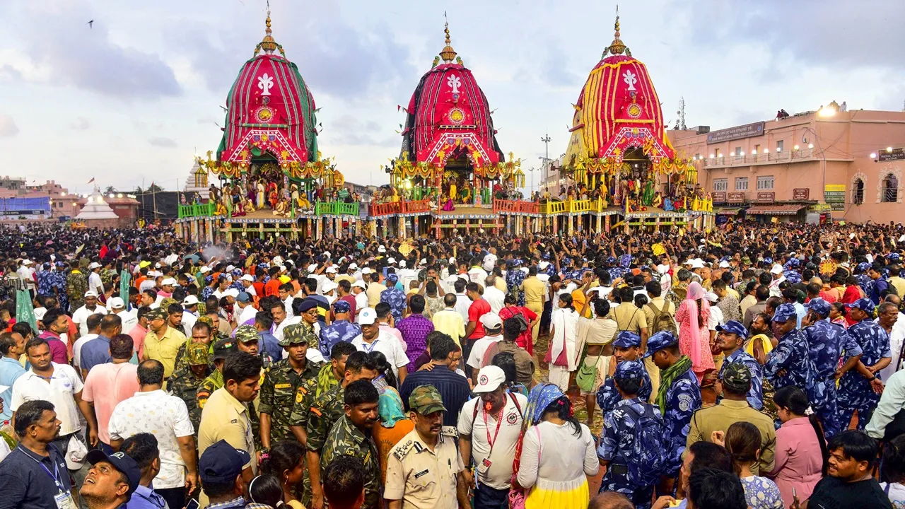 "Jagannath Rath Yatra 2025, Jagannath Rath Yatra live streaming, Puri Rath Yatra, Rath Yatra Puri live stream, Jagannath Puri darshan LIVE, Jagannath Rath Yatra, Jagannath live streaming from Puri, rath yatra, golden broom ritual, rath yatra significance, jagannath puri traditions, religious importance rath yatra, rath yatra customs, chhera pahara meaning, odisha news