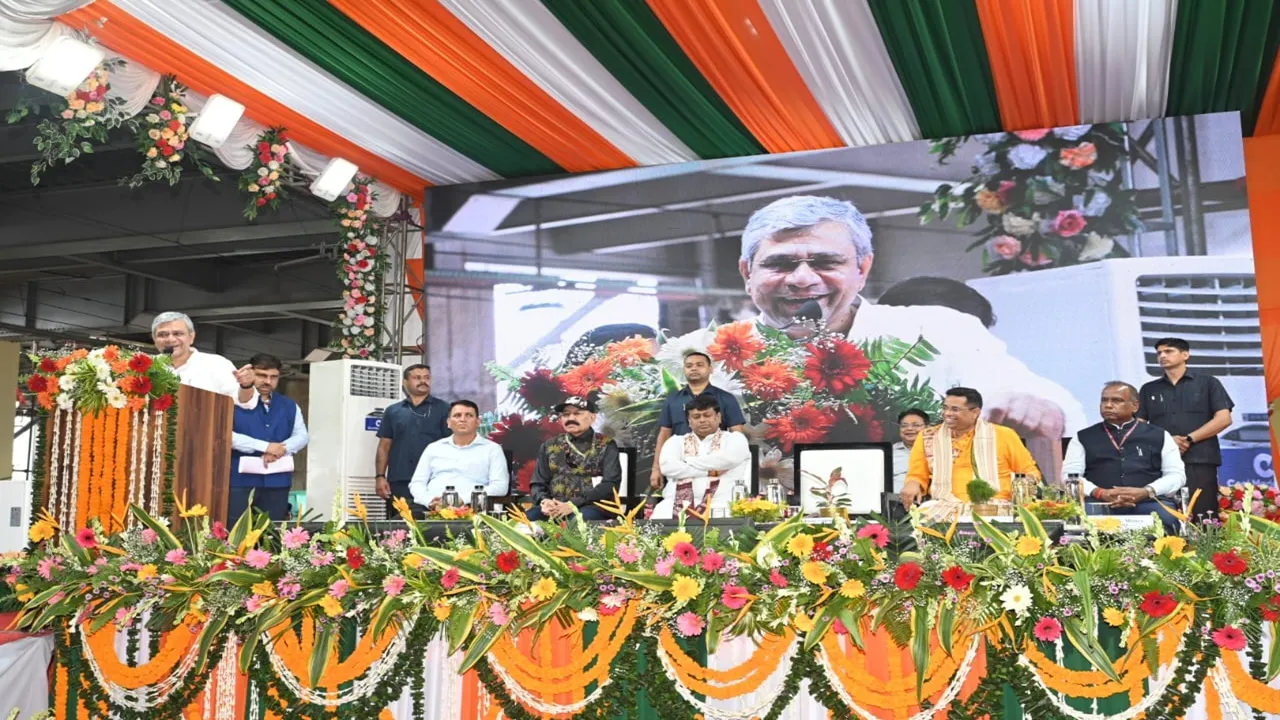 পুরুলিয়া হাওড়া নতুন ট্রেন  বাঁকুড়া মাসাগ্রাম কর্ড লাইন  অশ্বিনী বৈষ্ণব রেল সংবাদ  দক্ষিণবঙ্গে মেমু ট্রেন পরিষেবা  নতুন রেল যোগাযোগ পশ্চিমবঙ্গ  পুরুলিয়া বাঁকুড়া ট্রেন সময়সূচি  MEMU Train Purulia to Howrah  মাসাগ্রাম স্টেশন সংযোগ  রেল যোগাযোগ উন্নয়ন পশ্চিমবঙ্গ  Howrah Purulia Direct MEMU Train