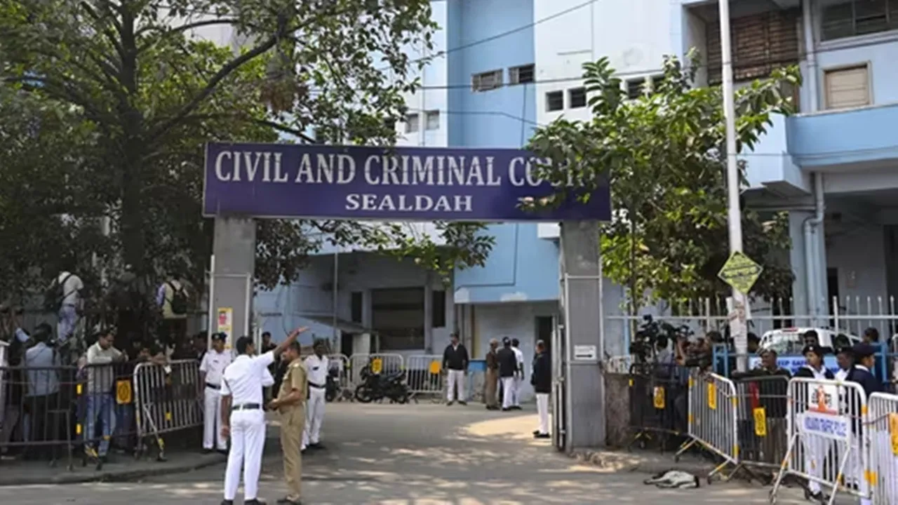 Chitpur elderly couple murder death sentence,  Sanjay Sen capital punishment  ,Judge Anirban Das death penalty , Sealdah Court death sentence,  Chitpur double homicide rarest of rare,চিৎপুর বৃদ্ধ দম্পতি খুন,  সঞ্জয় সেন মৃত্যু দণ্ড  ,বিচারক অনির্বাণ দাস ফাঁসি,  শিয়ালদহ আদালত মৃত্যুদণ্ড,  চিৎপুর জোড়া খুন ফাঁসির রায়