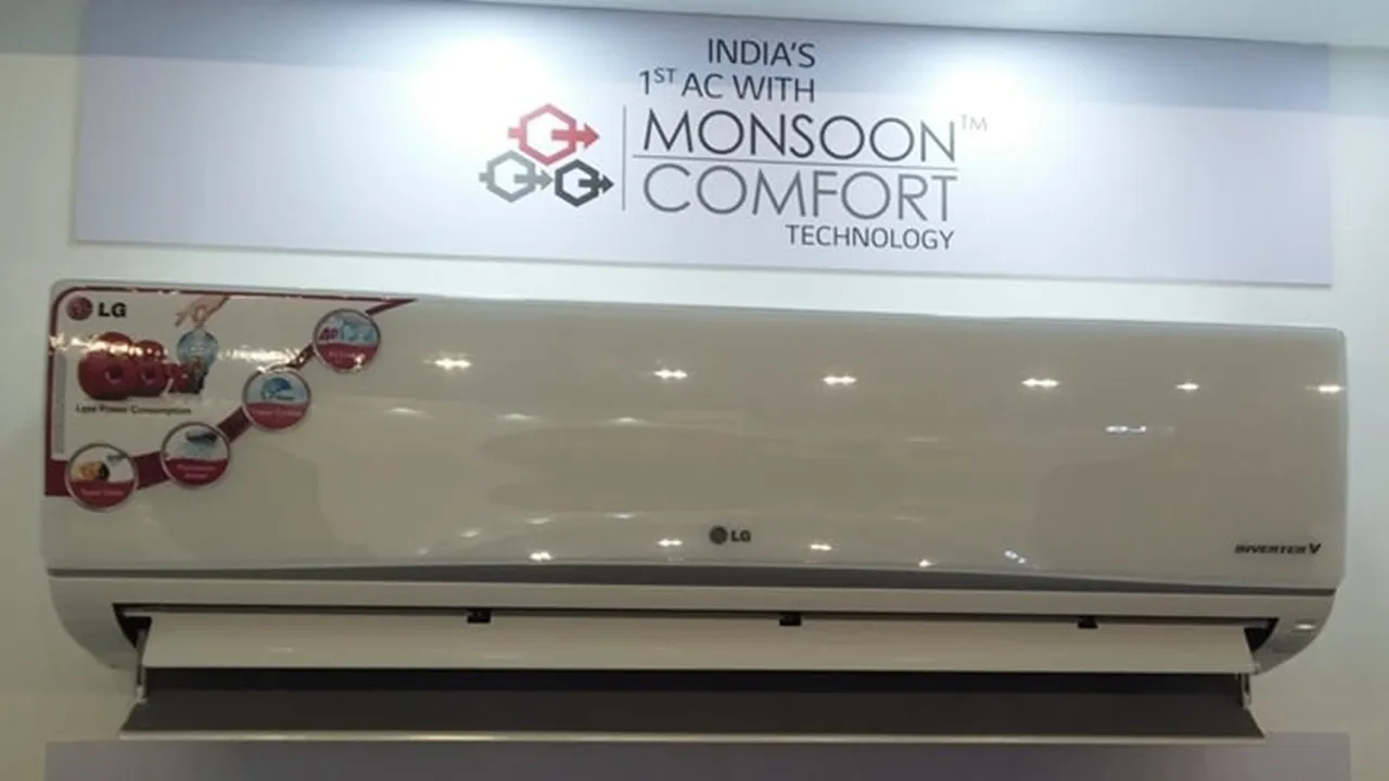 AC monsoon Care Tips , AC usage in monsoon, monsoon AC mistakes, AC dry mode benefits, AC temperature setting rain, how to save electricity with AC, AC maintenance monsoon, AC filter cleaning guide, AC safety during rain, reduce AC bill rainy season