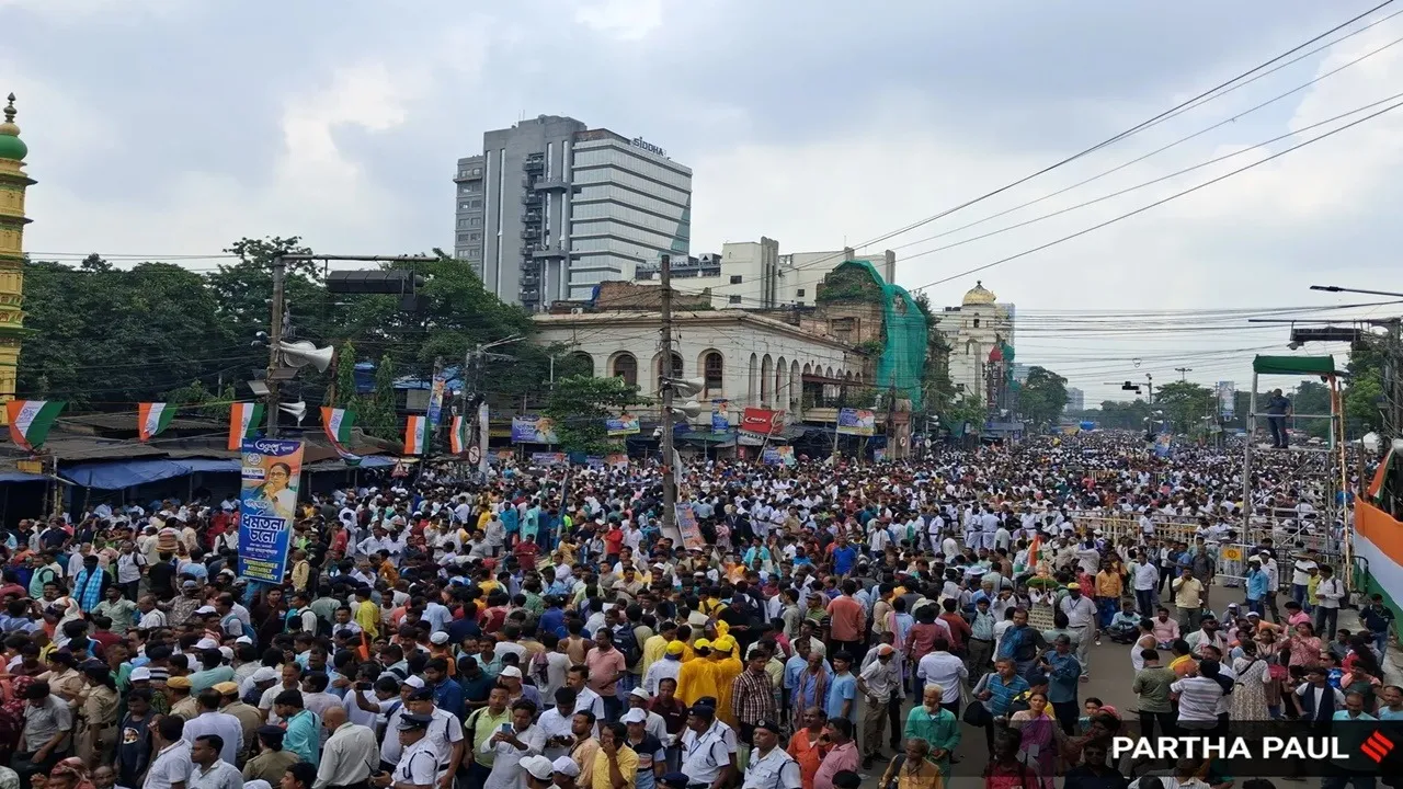 TMC Shaheed Dibas, Kolkata Live new, TMC Martyr, TMC Martyr day rally, Trinamool congress, all india Trinamool congress, TMC, mamata Banerjee, school holiday,তৃণমূলের শহিদ সভা,কলকাতা ২১ জুলাই তৃণমূল শহিদ সভা,একুশে জুলাই, তৃণমূল ২১ জুলাই সমাবেশ,ধর্মতলায় একুশের জুলাইয়ের সমাবেশ,মমতা ব্যানার্জি,tmc shahid diwas