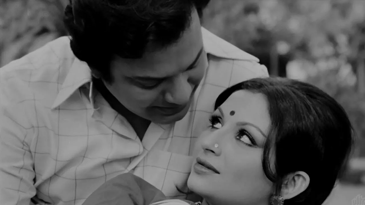 uttam kumar death anniversary Sharmila tagore how reacts on it