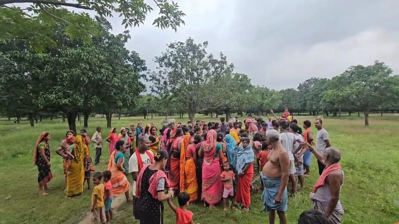Malda Bhootni husband murder,  Domestic dispute turns fatal  ,Wife kills husband Malda,  29 July 2025 Malda crime news  ,Spousal conflict murder case  ,Bhootni family feud homicide,  Malda murder due to family dispute  ,Crime in Malda July 2025  ,Woman kills husband over quarrel,  Malda police investigation,মালদা ভূতনি স্বামী খুন  ,পারিবারিক বিবাদে খুন  ,স্ত্রীর হাতে স্বামীর মৃত্যু,  ২৯ জুলাই ২০২৫ মালদা অপরাধ,  গৃহকলহে খুনের ঘটনা,  মালদার পারিবারিক হত্যাকাণ্ড,  স্ত্রীর বিরুদ্ধে খুনের অভিযোগ  ,ভূতনিতে স্বামী খুন কাণ্ড  ,দাম্পত্য কলহে প্রাণহানি  ,মালদা পুলিশ তদন্ত
