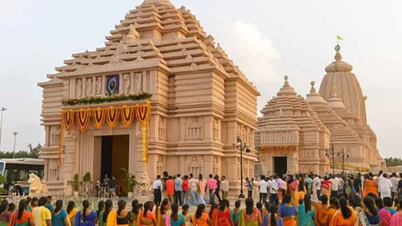 Jhulan Utsav 2025  ,Jhulan festival in Digha  ,Heavy crowd in Digha  ,Tourist rush in Digha,  Religious festival Digha,  Festival crowd at Digha beach  ,Digha tourism Jhulan , Digha celebrations 2025  ,Devotees gather Digha  ,Jhulan festival crowd Bengal,ঝুলন উৎসব ২০২৫  ,দিঘায় ঝুলন উৎসব,  দিঘায় উপচে পড়া ভিড়,  দিঘায় পর্যটকদের ভিড়,  ঝুলন উৎসব উপলক্ষে ভিড়,  দিঘা উৎসব পরিবেশ,  দিঘায় ধর্মীয় উৎসব,  ঝুলনে পর্যটন দিঘা  ,দিঘার সমুদ্রতটে ভিড়,  ঝুলন যাত্রা ২০২৫