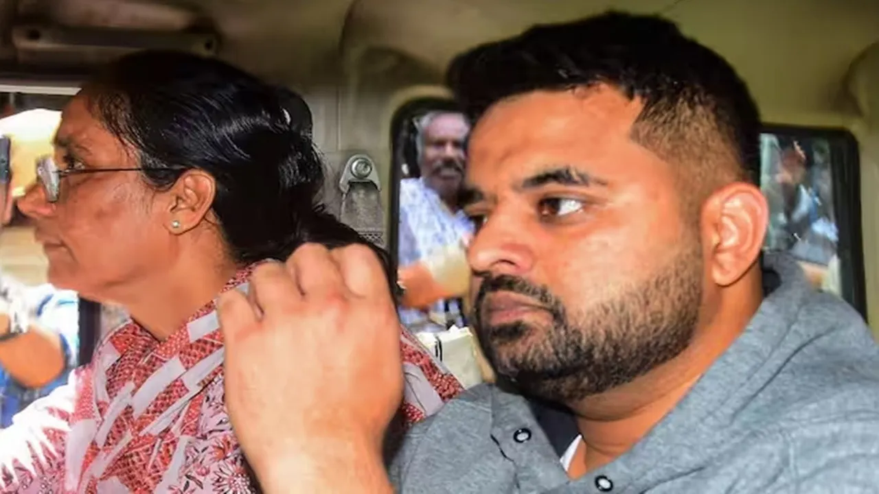 Bengaluru, Karnataka, Mysuru, Prajwal Revanna, Prajwal Revanna Case, Prajwal Revanna Case, prajwal revanna sentenced to life imprisonment,