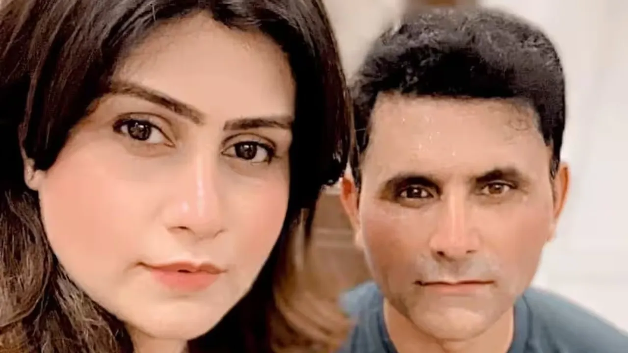 Abdul Razzaq Wife (1)