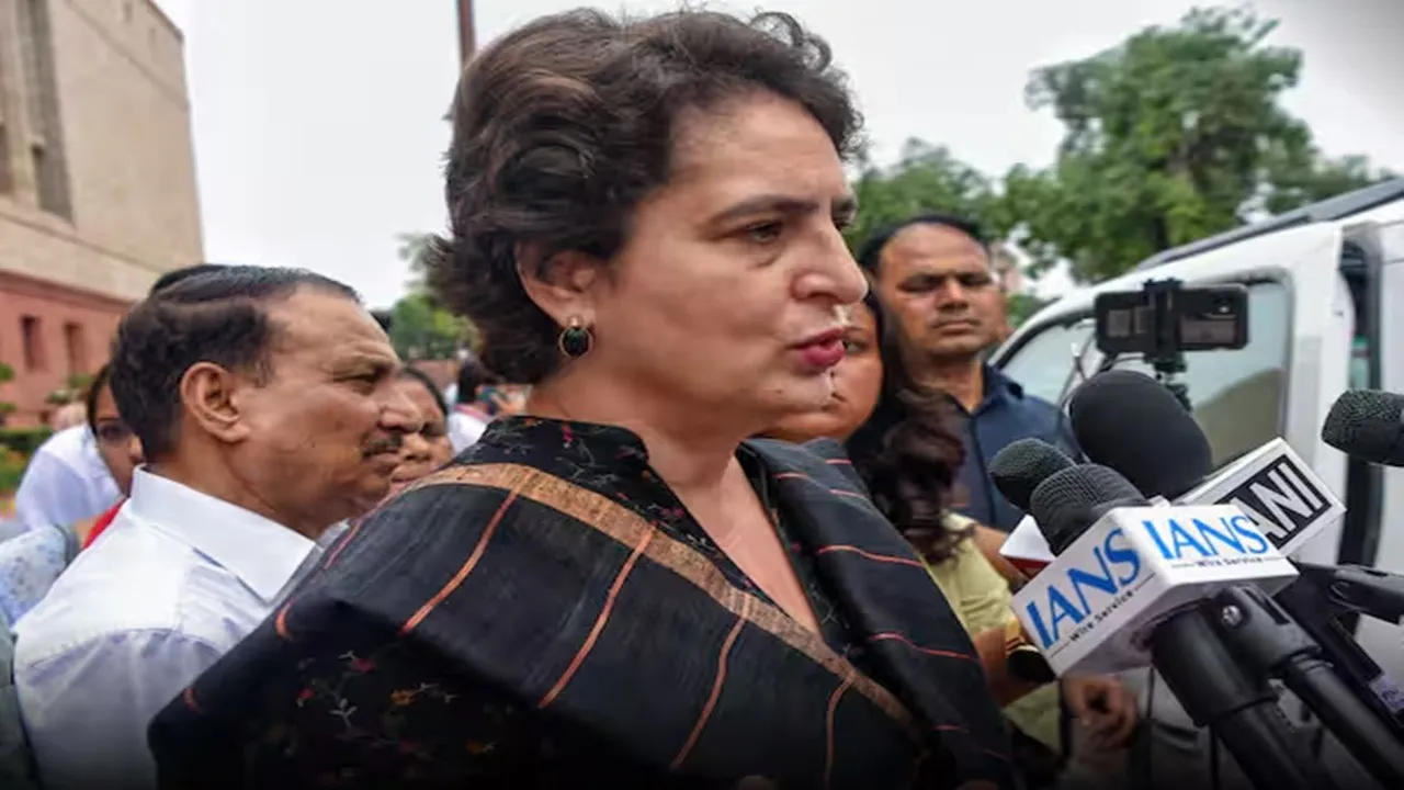 উত্তরকাশী মেঘ ভাঙন, উত্তরাখণ্ড বন্যা ২০২৫, ধরালি গ্রাম বন্যা, প্রিয়াঙ্কা গান্ধী শোক, SDRF উদ্ধার অভিযান, উত্তরকাশী ত্রাণ, মেঘ ভাঙনের কারণ, উত্তরকাশী ভূমিধস, উত্তরকাশী মৃত্যু তালিকা, ক্ষীর গঙ্গা নদী বন্যা, গঙ্গোত্রী ধাম দুর্ঘটনা, cloudburst Uttarkashi 2025, Priyanka Gandhi on flood, ধরালিতে মৃত্যু সংবাদ, উত্তরকাশী আবহাওয়া বিপর্যয়, উত্তরাখণ্ড দুর্যোগ পরিকল্পনা