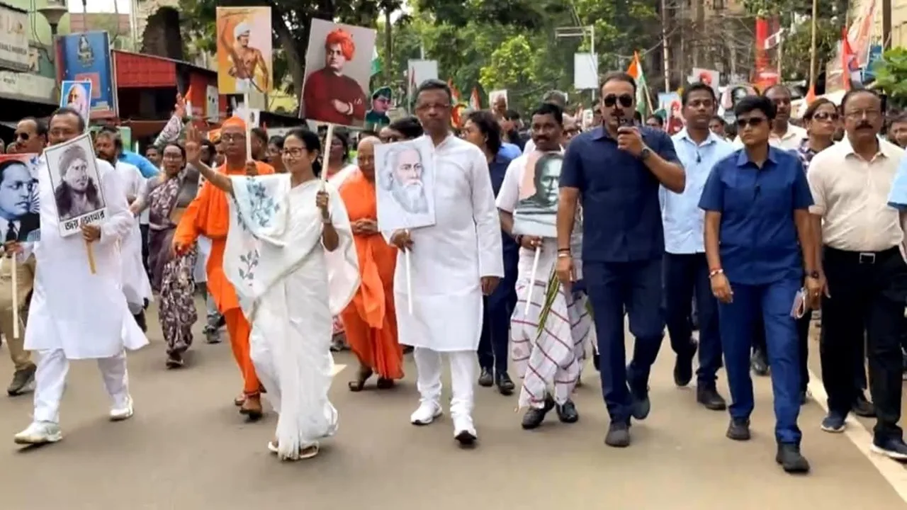 tmc protest rally jhargram,mamata banerjee, bengali harrasment,west bengal news today,bengali news today,kolkata news,ঝাড়গ্রামে মমতা বন্দ্যোপাধ্যায়,ভাষা আন্দোলন