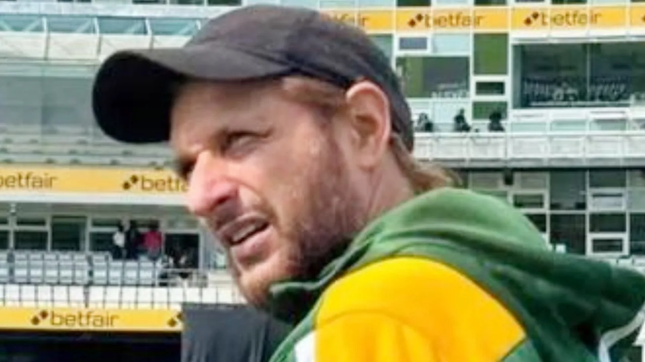 Shahid Afridi (1)