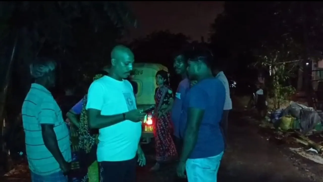Sonarpur Kheyadaha incident  ,Drunk police assault allegation  ,Women assaulted by police,  Sonarpur news update,  West Bengal police controversy  ,Kheyadaha police clash,  Drunken brawl Sonarpur  ,Violence against women West Bengal,  Police misconduct allegation  ,Sonarpur latest news,সোনারপুর খেয়াদহ ঘটনা,  মদ্যপ অবস্থায় পুলিশের হামলা , মহিলাদের মারধরের অভিযোগ,  সোনারপুর খবর আপডেট  ,পশ্চিমবঙ্গ পুলিশ বিতর্ক  ,খেয়াদহে পুলিশের বচসা  ,সোনারপুরে পুলিশের অসদাচরণ  ,মহিলাদের উপর অত্যাচার অভিযোগ  ,পুলিশের বিরুদ্ধে স্থানীয়দের অভিযোগ,  সোনারপুর সর্বশেষ খবর