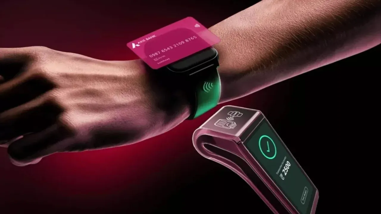 boAt launches new smartwatch with Tap-and-Pay feature; currently available at ₹2,599