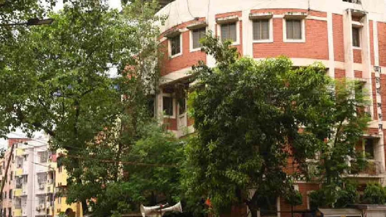 Kolkata live updates August 30 2025  ,West Bengal news August 30 2025 live  ,Kolkata tram protest August 30,  Bengal road repair Puja 2025  ,WBSSC non teaching recruitment,কলকাতা ৩০ আগস্ট ২০২৫ সরাসরি সংবাদ,  পশ্চিমবঙ্গ আজকের খবর ৩০ আগস্ট,  কলকাতা ট্রাম পরিষেবা প্রতিবাদ,  দুর্গাপূজা সড়ক সংস্কার কলকাতা  ,নন-টিচিং নিয়োগ পশ্চিমবঙ্গ WBSSC