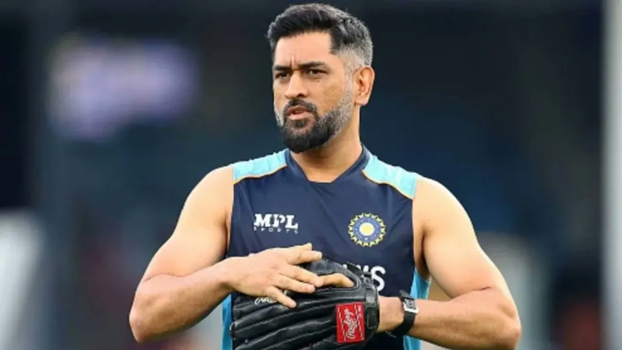 MS Dhoni (1)