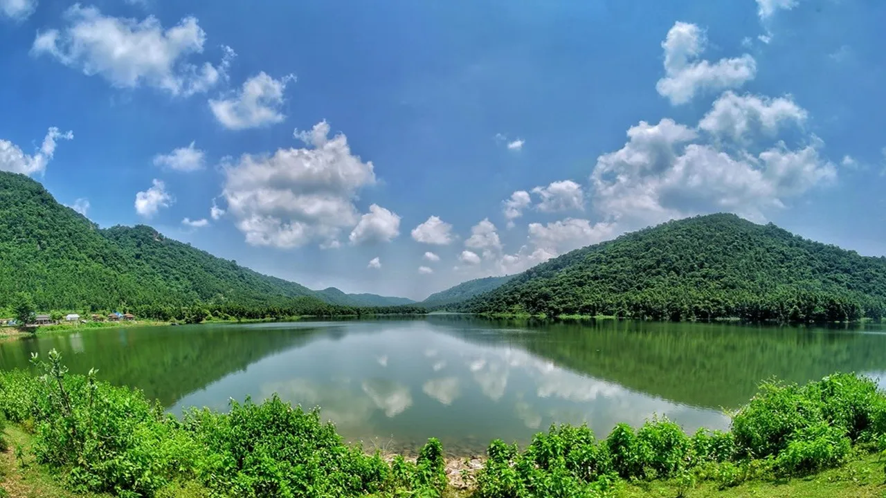 Weekend getaway near Kolkata  ,Khairabera Eco Adventure Resort Purulia,  Ajodhya Hills day trip  ,Bamni Falls trekking,  Pakhi Pahar rock art  ,Baranti scenic lake escape,  Murguma dam tranquility  ,Monsoon travel in Purulia  ,Jungle trekking in Purulia  ,Peaceful nature retreat Purulia,কলকাতা কাছাকাছি উইকেন্ড গেটওয়ে,  খায়রাবেড়া ইকো অ্যাডভেঞ্চার রিসোর্ট,  অযোধ্যা পাহাড় একদিনের ভ্রমণ,  বামনি জলপ্রপাত ট্রেকিং  ,পাখি পাহাড় রক আর্ট  ,বড়ন্তি হ্রদ প্রাকৃতিক সৌন্দর্য  ,মুরুগুমা বাঁধের স্নিগ্ধতা,  বর্ষাকালে পুরুলিয়া ভ্রমণ,  পুরুলিয়ায় জঙ্গলে ট্রেক  ,শান্তিপূর্ণ প্রকৃতি অবকাশ