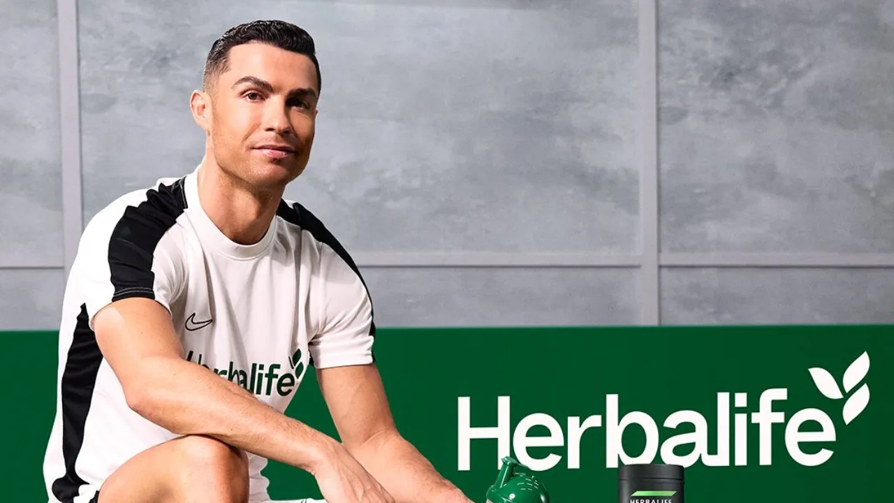 Cristiano Ronaldo (5)