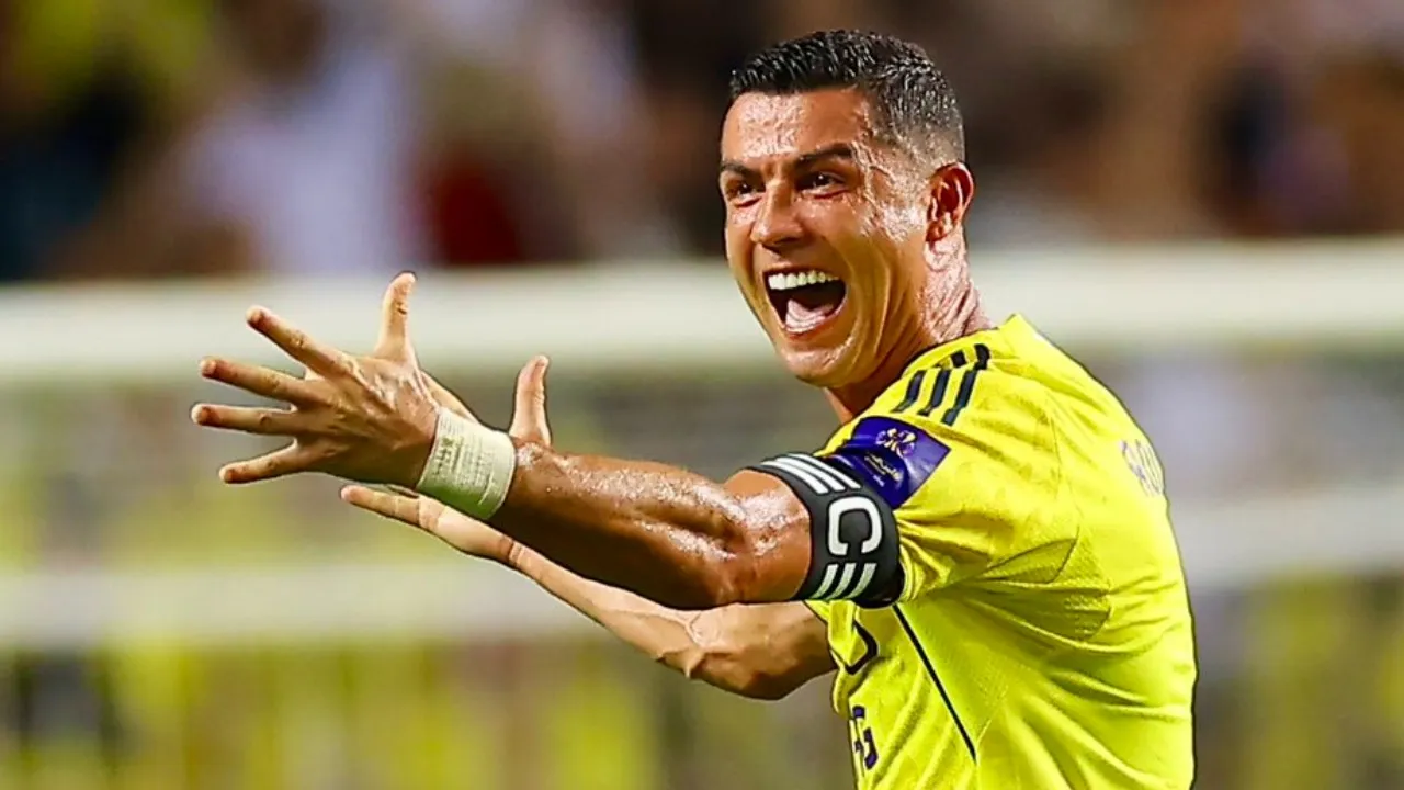 Cristiano Ronaldo (7)