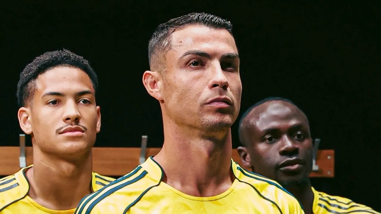 Cristiano Ronaldo (8)