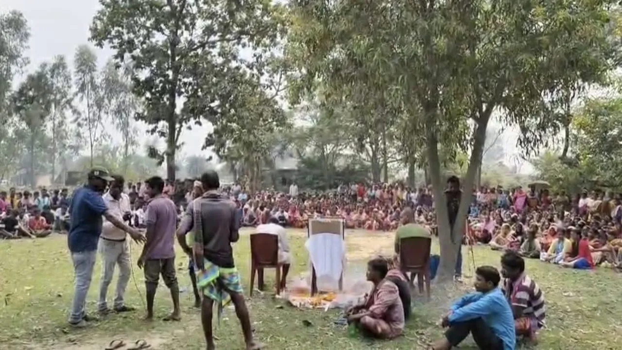 Rampurhat minor girl murder,  Physics teacher Manoj Pal arrested,  Lawyer Anindya Singh withdraws case,  Child abduction and murder,  Court hearing 26 September  ,Siuri Bar Association,  Humanitarian decision lawyer,  Investigation confirms accused  ,West Bengal crime news  ,Legal ethics and human rights,রামপুরহাট নাবালিকা হত্যা  ,ভৌতবিজ্ঞান শিক্ষক মনোজ পাল গ্রেফতার  ,আইনজীবী অনিন্দ্য সিংহ মামলা থেকে সরে দাঁড়ালেন  ,শিশুপুঙ্গুল অপহরণ ও হত্যাকাণ্ড,  আদালত শুনানি ২৬ সেপ্টেম্বর,  সিউড়ি বার অ্যাসোসিয়েশন,  মানবিকতার খাতিরে আইনজীবীর সিদ্ধান্ত  ,তদন্তে অভিযুক্ত নিশ্চিত  ,পশ্চিমবঙ্গ অপরাধ সংবাদ  ,আইন ও মানবাধিকার