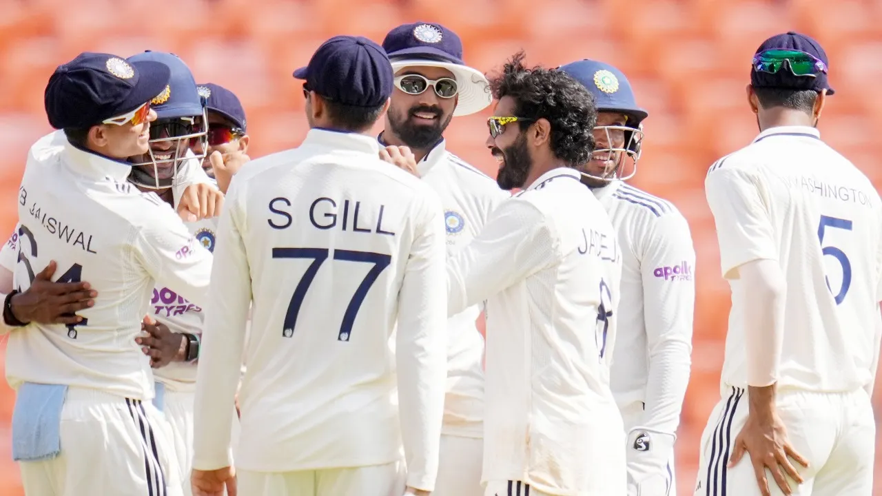 Indian Cricket Team (25)
