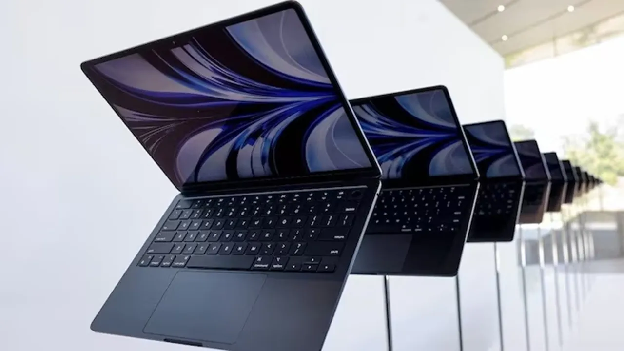 Apple MacBook Air 2025