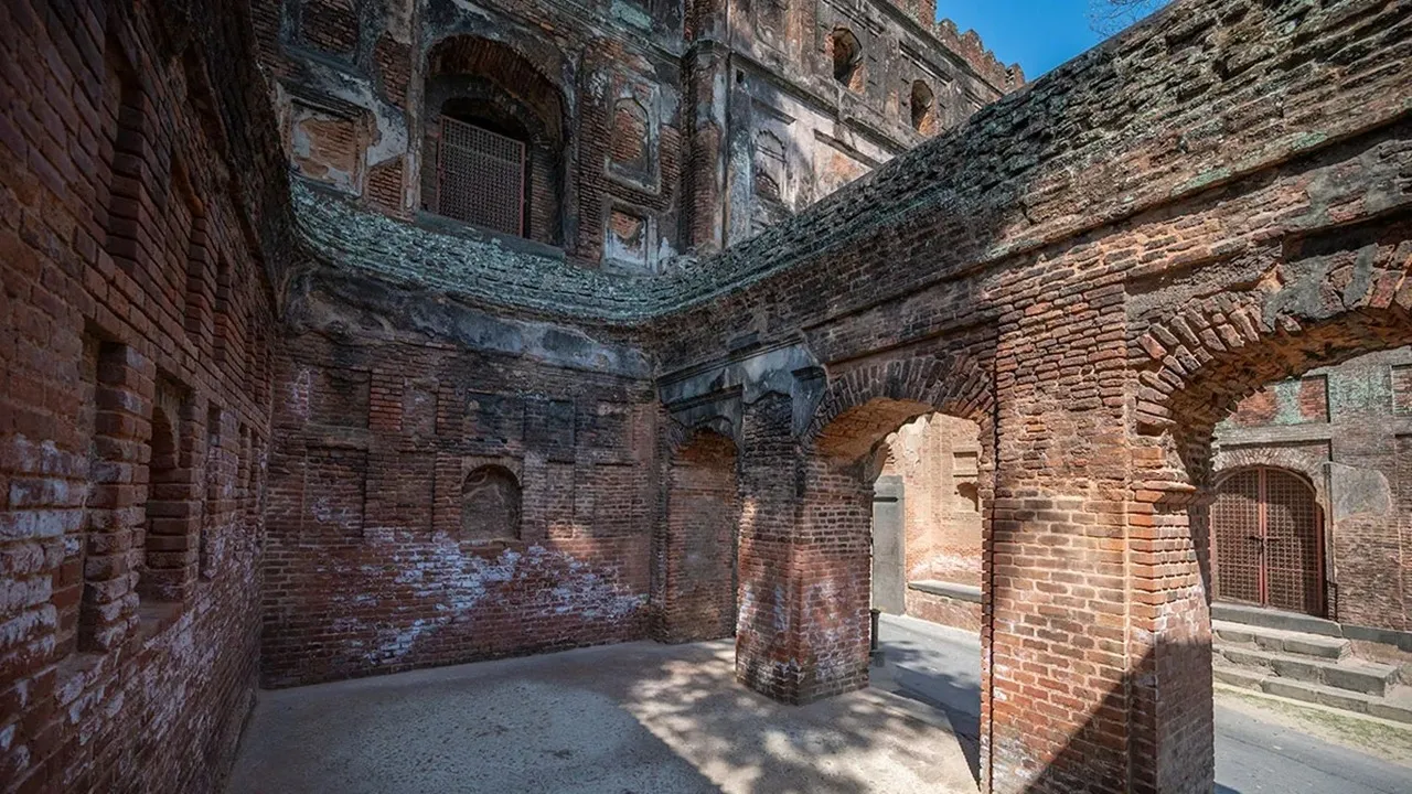 Mughal structure in Malda 3