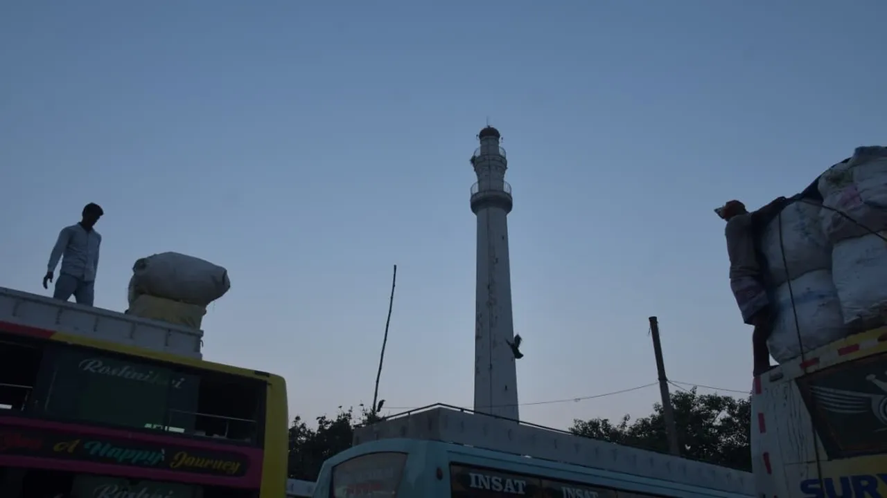 Shaheed Minar Kolkata 11