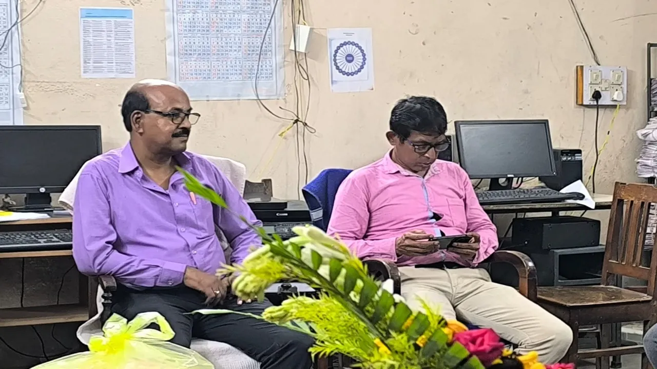 Dipankar De death, Arambagh officer heart attack, Hooghly culture department,Hooghly News,হুগলির খবর, দীপঙ্কর দে মৃত্যু, আরামবাগ তথ্য ও সংস্কৃতি দফতর, হৃদরোগে মৃত্যু, হুগলি সংস্কৃতি মহল শোকস্তব্ধ, নিউ ব্যারাকপুর, government officer death news