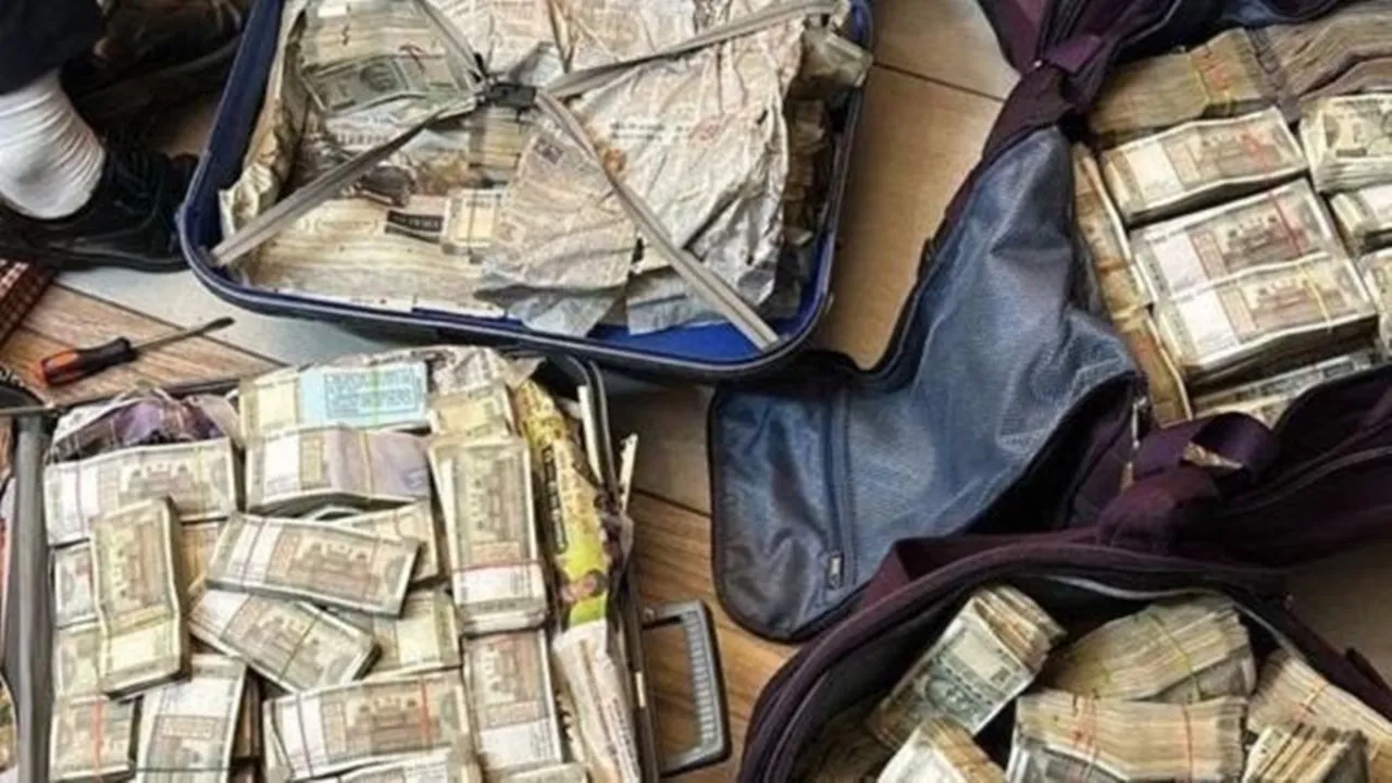 Ropar DIG arrested, Harcharan Singh Bhullar, CBI bribery case, Punjab Police news, police corruption India, Mohali CBI raid, Punjab DIG bribery, IPS officer arrested, SIT investigation Punjab, Bikram Singh Majithia case,রূপড় DIG গ্রেপ্তার, হরচরণ সিং ভুল্লা, CBI ঘুষ মামলা, পঞ্জাব পুলিশ সংবাদ, পুলিশ দুর্নীতি, মোহালি CBI অভিযান, পঞ্জাব DIG ঘুষ, IPS অফিসার গ্রেপ্তার, SIT তদন্ত পঞ্জাব, বিক্রম সিং মজিথিয়া মামলা
