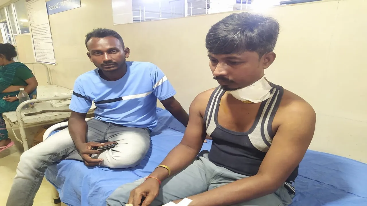Kalna attack, bike assault West Bengal, Tapas Hembrom stabbed, Kalna hospital case, Aakash Khetrapal, Prashanta Murmu, West Bengal crime news, attempted murder Kalna, family witness attack, road rage incident West Bengal