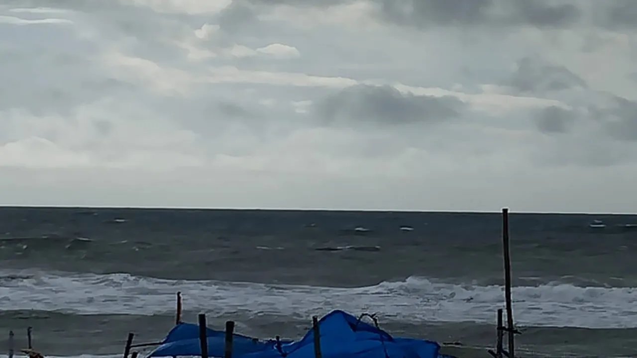 cyclone montha, cyclone montha tracker, cyclone montha live tracker, cyclone montha news, cyclone montha latest news, cyclone montha tamil nadu, cyclone montha affected areas, cyclone montha map, cyclone montha path, cyclone montha live news, Chennai cyclone montha, Chennai cyclone montha live news, Hyderabad cyclone montha, odisha cyclone montha, cyclone montha today news,ঘূর্ণিঝড় মন্থা, ঘূর্ণিঝড় মন্থার আপডেট